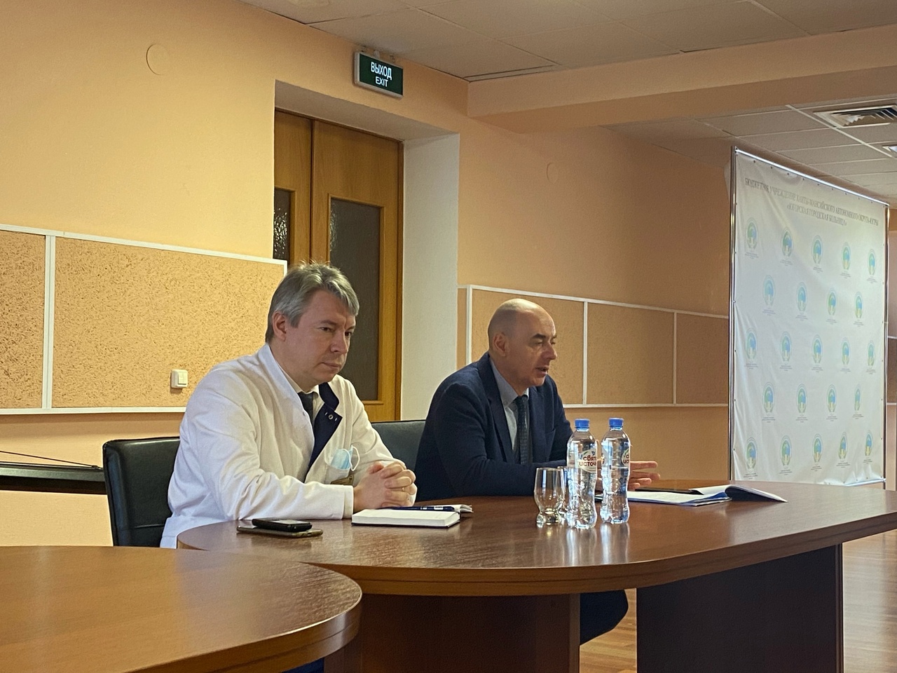 Встреча с заместителем директора Департамента здравоохранения Югры Юрием Владимировичем Веретельниковым Встреча с заместителем директора Департамента здравоохранения Югры Юрием Владимировичем Веретельниковым