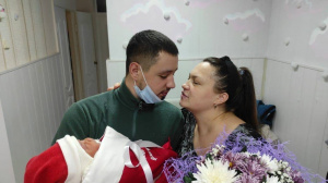 Вот такой «сладкий» новогодний подарочек получила сегодня семья Суриковых из Югорска. Поздравляем!