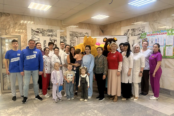 Акция «Детские ладошки V руках Югры»