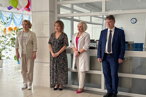Праздник в Югорской городской больнице: ребята, выздоравливайте скорее!